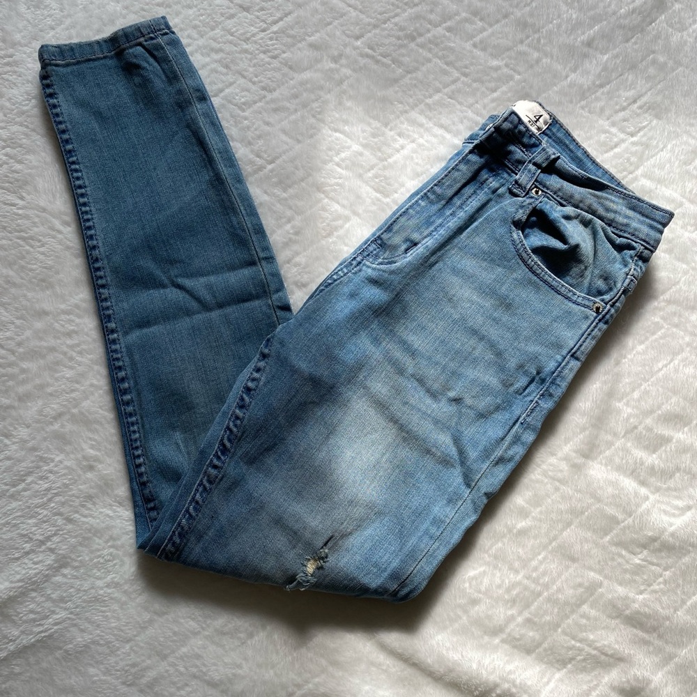 NWT Abercrombie jean